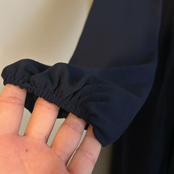 NWT Cupshe Womens Size Medium Navy Long Sleeve Collared V Neck Jumpsuit  B - Picture 2 of 7